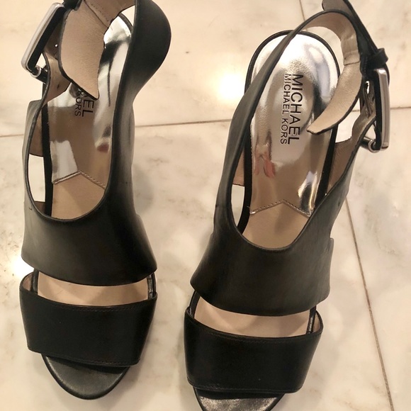 MICHAEL Michael Kors, Carla Platform Sandals - Picture 7 of 7